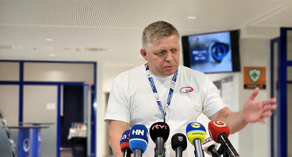 Read more about the article Fico odpracoval nočnú zmenu vo fabrike na svetelné systémy: Hovorí o prejave solidarity a vďaky s tými, ktorí pracujú aj cez sviatky