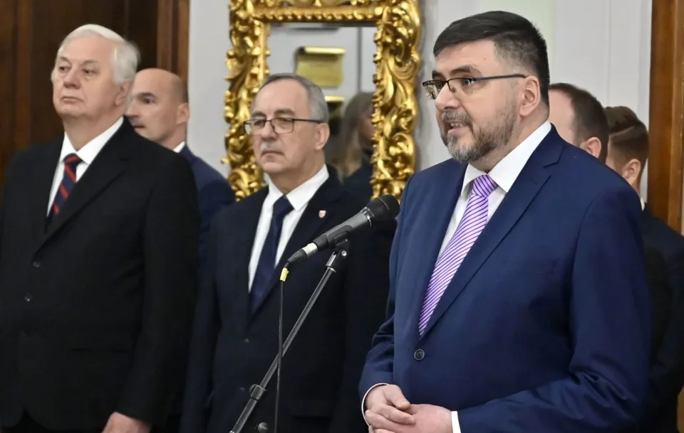 Read more about the article Božik: ZMOS je nestranícka organizácia, má zmluvy s viacerými stranami