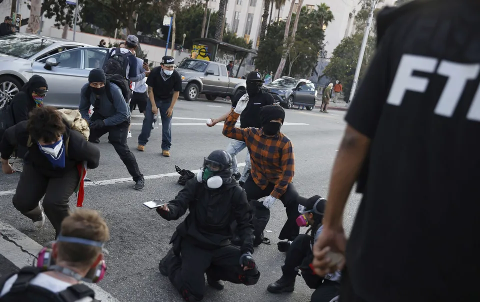 Read more about the article Armáda v uliciach Los Angeles: Napätie medzi štátom a prezidentom rastie