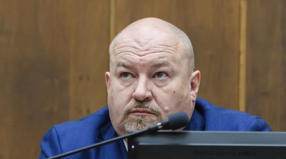 Read more about the article Kto je Rudolf Huliak? Nový minister, ktorý prichádza so zaujímavým politickým príbehom