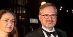 Český premiér Petr Fiala a jeho manželka Jana (vľavo).