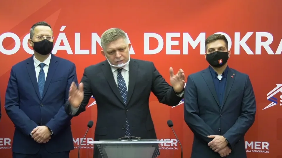 Read more about the article VIDEO Chce vláda zatvoriť ľudí v ich príbytkoch? Fico Matovičovi: Čaba, už neblázni!