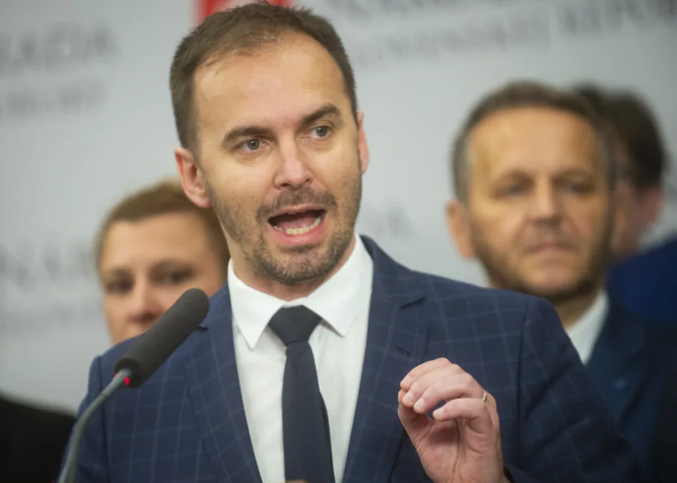 Read more about the article Šipoš: Nebudeme kupovať hlasy na schválenie rozpočtu. Všetci predsa vidia, že nám ide o ľudí!
