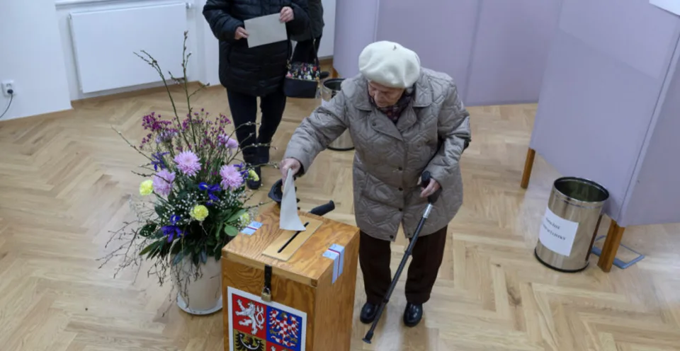 Read more about the article Šéf Senátu ČR volil prezidenta. Pozrite sa, čo zverejnil na sieti