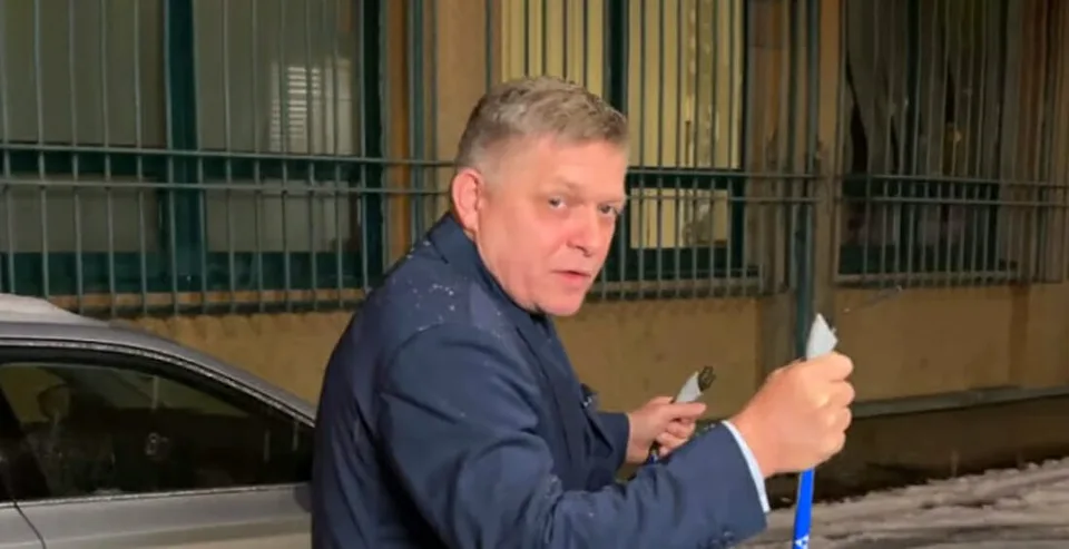 Read more about the article VIDEO Fico na bežkách: Dezoláti vo vládnej koalícii, ste vy vôbec pri zmysloch?