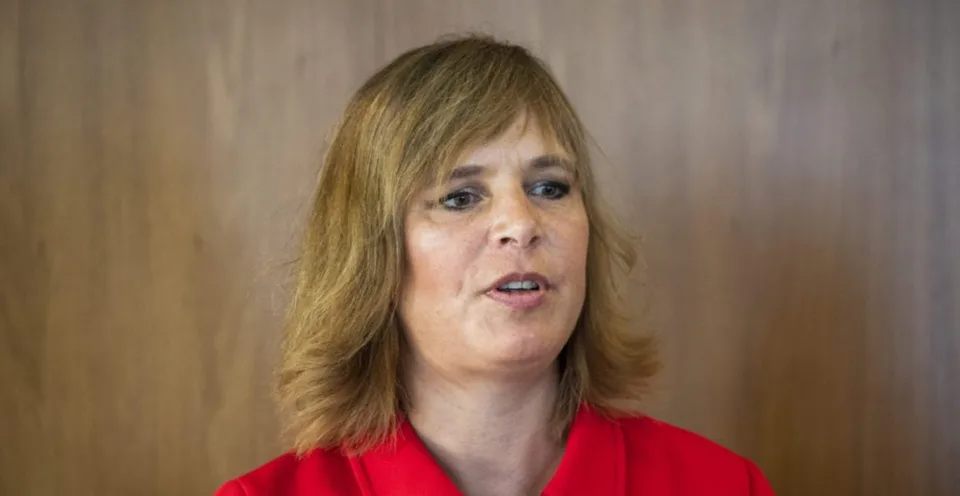 Read more about the article Remišová: Ľudia potrebujú nás, nie Ficove referendum a kšefty!