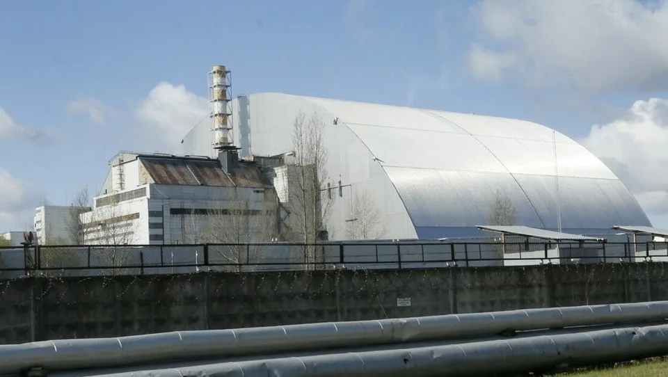 Read more about the article Hrozí nám druhý Černobyľ? Údajne ukrajinské drony zasiahli jeden z reaktorov Záporožskej jadrovej elektrárne
