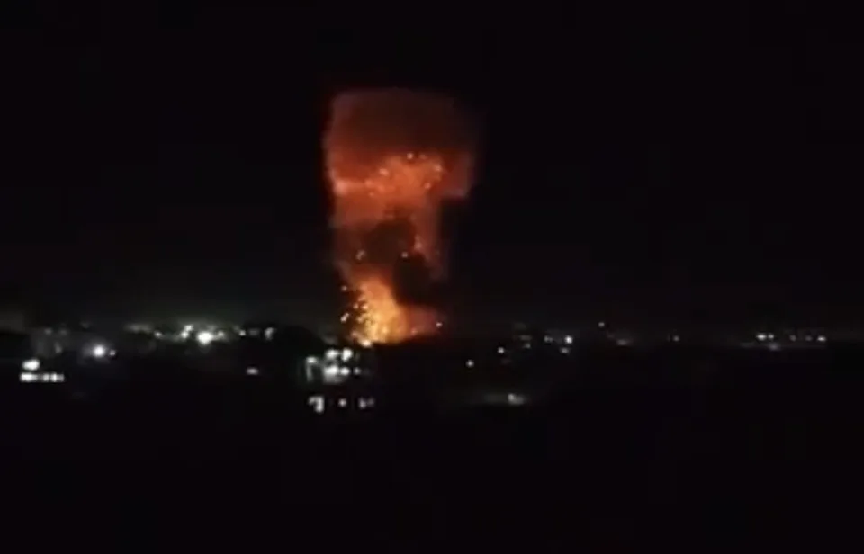 Read more about the article Vypukla ďalšia vojna? Pakistan opäť bombardoval Afganistan! Výbuchy otriasli hlavným mestom