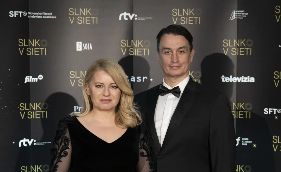 Read more about the article Predseda Rady RTVS: Slnko v sieti? Politický míting opozície, priamy prenos zneužili na rozlúčku s Čaputovou