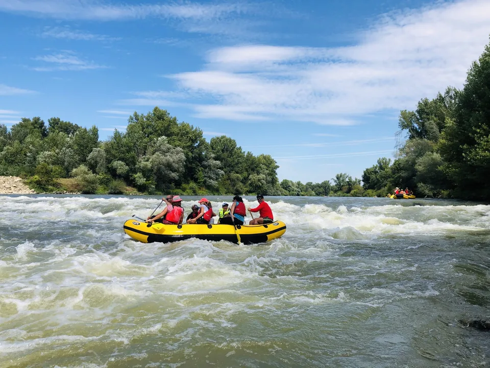 You are currently viewing Vodáci sa dočkali: v sobotu (26.04.) otvoria sezónu na Váhu