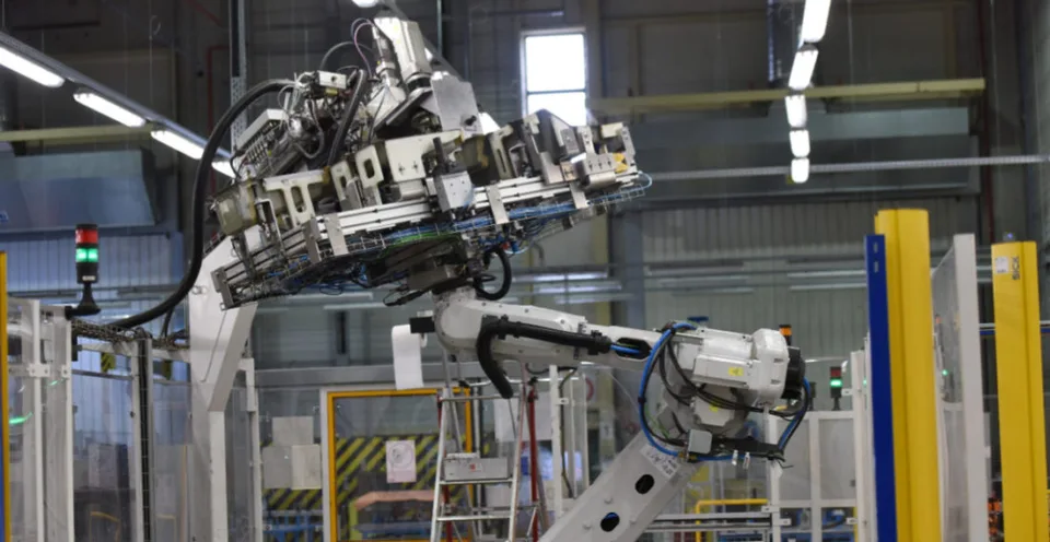 Read more about the article Tretine pozícií hrozí zánik! Koľko Slovákov môže prísť o robotu pre roboty?