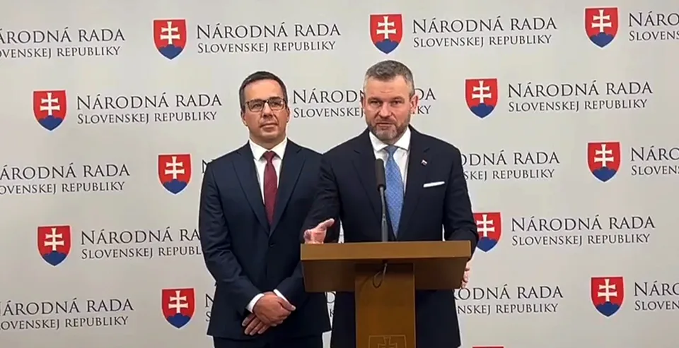 You are currently viewing VIDEO Pellegrini hlási dobré správy: Dôchodcovia si polepšia o stovky eur!