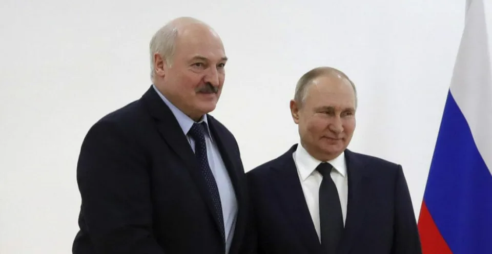 Read more about the article FOTO Lukašenko po boku Putina vyhlásil: Rusku hrozil zdrvujúci úder zo strany Západu!