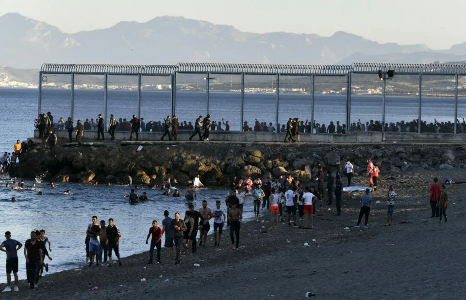 Read more about the article Pri pokuse prekročiť Lamanšský prieliv do Británie zahynulo osem migrantov