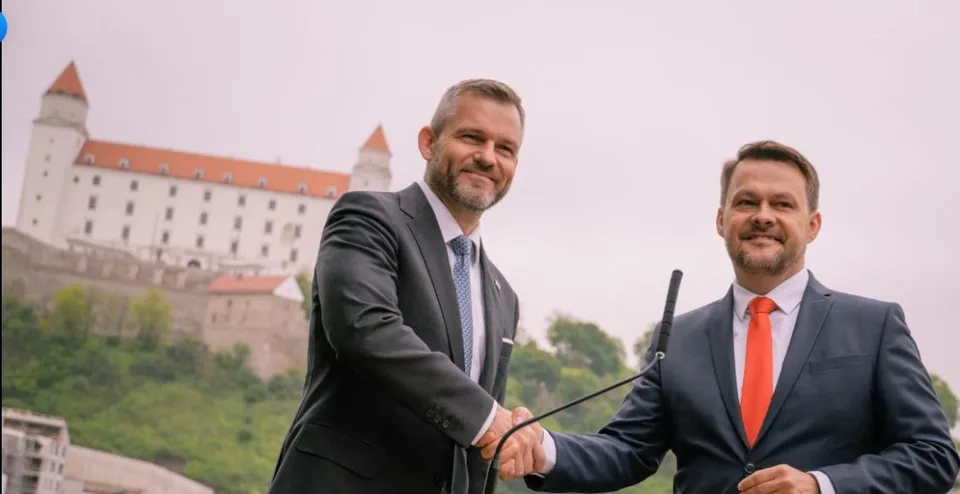 Read more about the article VIDEO HLAS: Biznis Borisa Kollára a jeho žien? Cestári uzavreli veľmi zvláštnu nájomnú zmluvu…