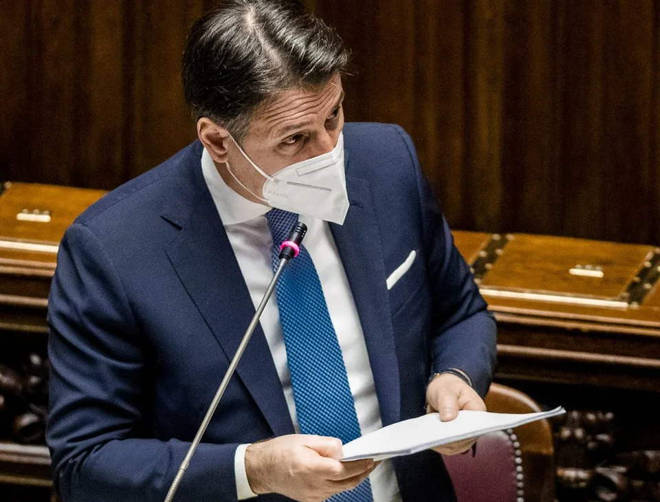 Read more about the article Taliansky premiér Conte podá demisiu