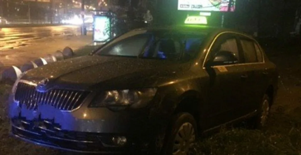 Read more about the article Polícia o kurióznej krádeži:  Ako z videohry! Ukradol taxík a vozil sa, kým ho nezadržali