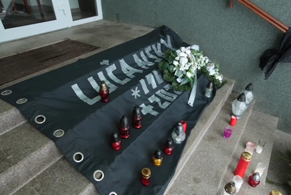 Read more about the article Komora advokátov o úmrtiach v našich celách: Obávame sa, že toto je len vrchol ľadovca!