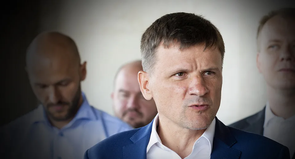 Read more about the article Poslanci SaS v rukách polície: Hlina a Holečková čelia trestnému oznámeniu za ohováranie