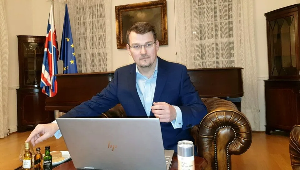 Read more about the article Veľvyslanec názorne: Čo by znamenalo, keby Rusi chceli to isté od nás, ako od Ukrajincov?