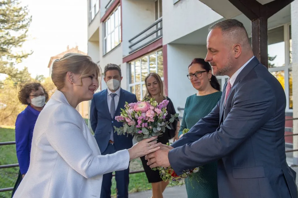 Read more about the article Sulíkovci to opäť skúšajú s marketingom „lebo Fico“: Podporujeme Čaputovú, Fico je dezolát!