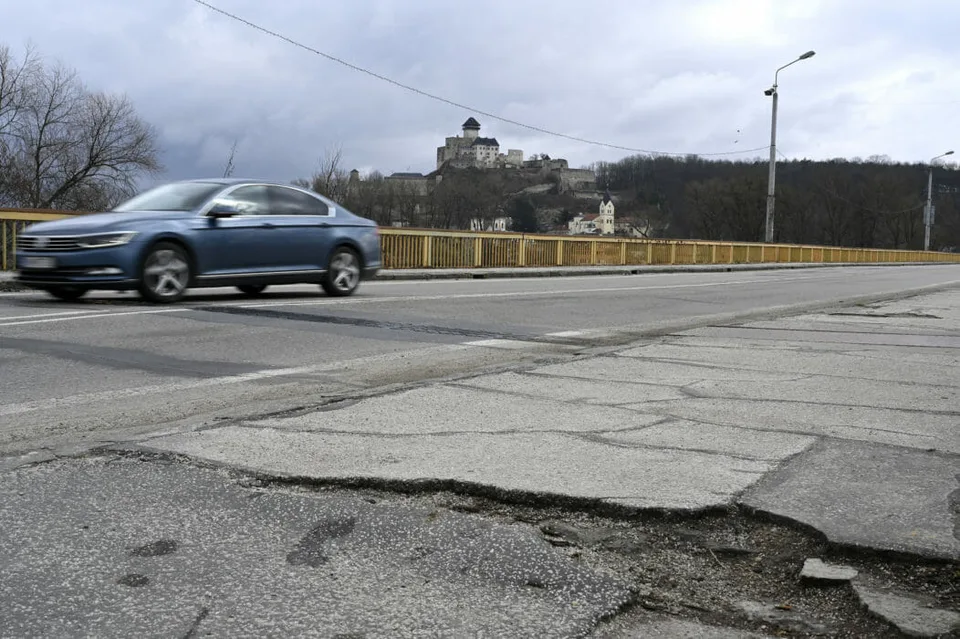 Read more about the article Slovenská správa ciest vynoví takmer päťkilometrový úsek cesty v Trenčíne