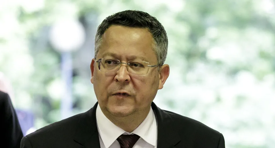 Read more about the article Ministerstvo varuje: Podvodníci zneužívajú identitu Kamenického
