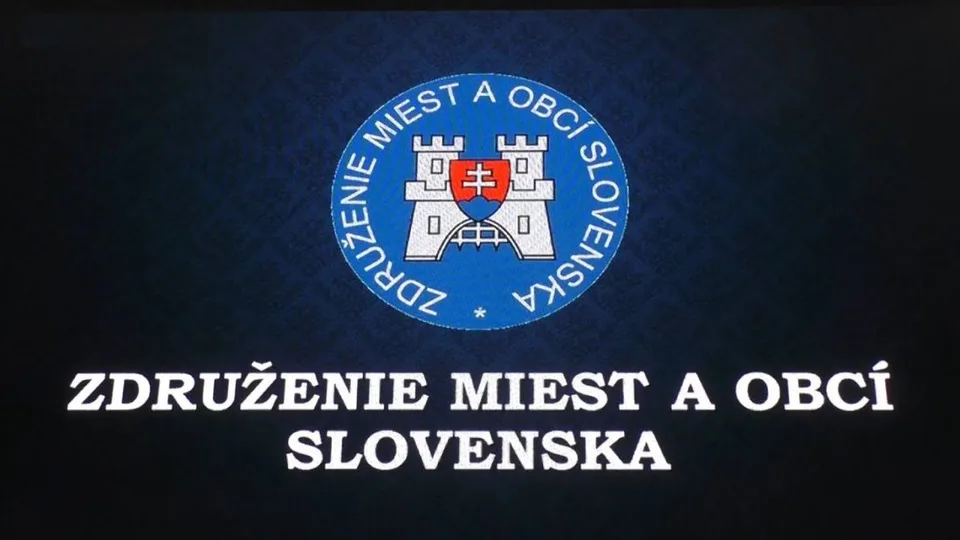 Read more about the article Samospráva ťahá za jeden povraz! ZMOS a SK8 sa dohodli na spolupráci