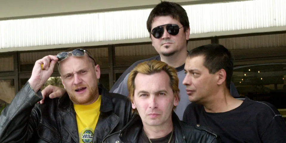 Read more about the article Smrť v šoubiznise: Hudobní fanúšikovia smútia za legendou