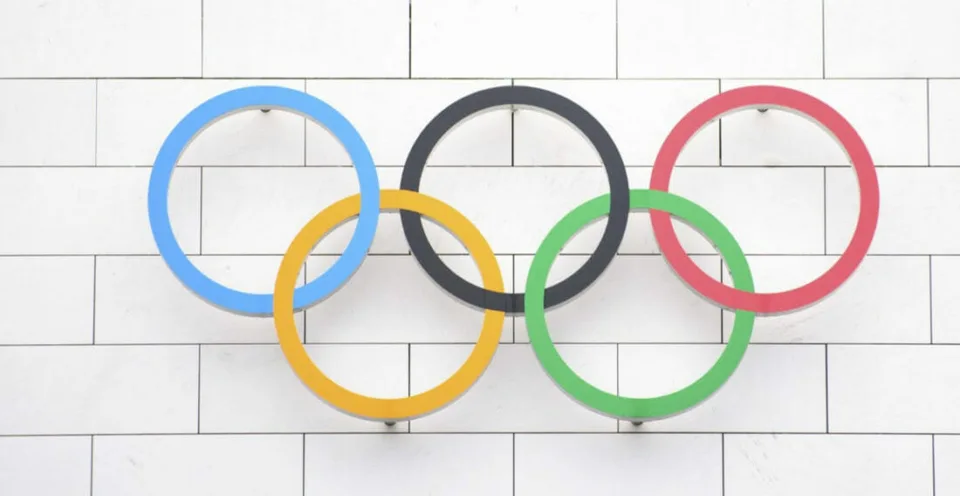 Read more about the article Návrat k rozumu. Medzinárodný olympijský výbor zrušil suspendáciu ruským športovcom