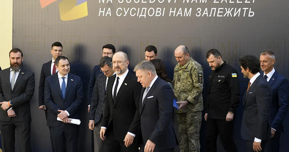 Read more about the article R. Fico: Členstvo Ukrajiny v NATO je nám dobré tak akurát na tretiu svetovú vojnu