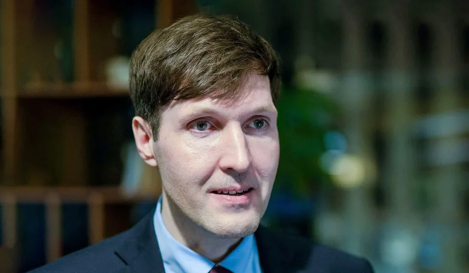 Read more about the article Estónsky minister vnútra po kritike amerických volieb odstúpil