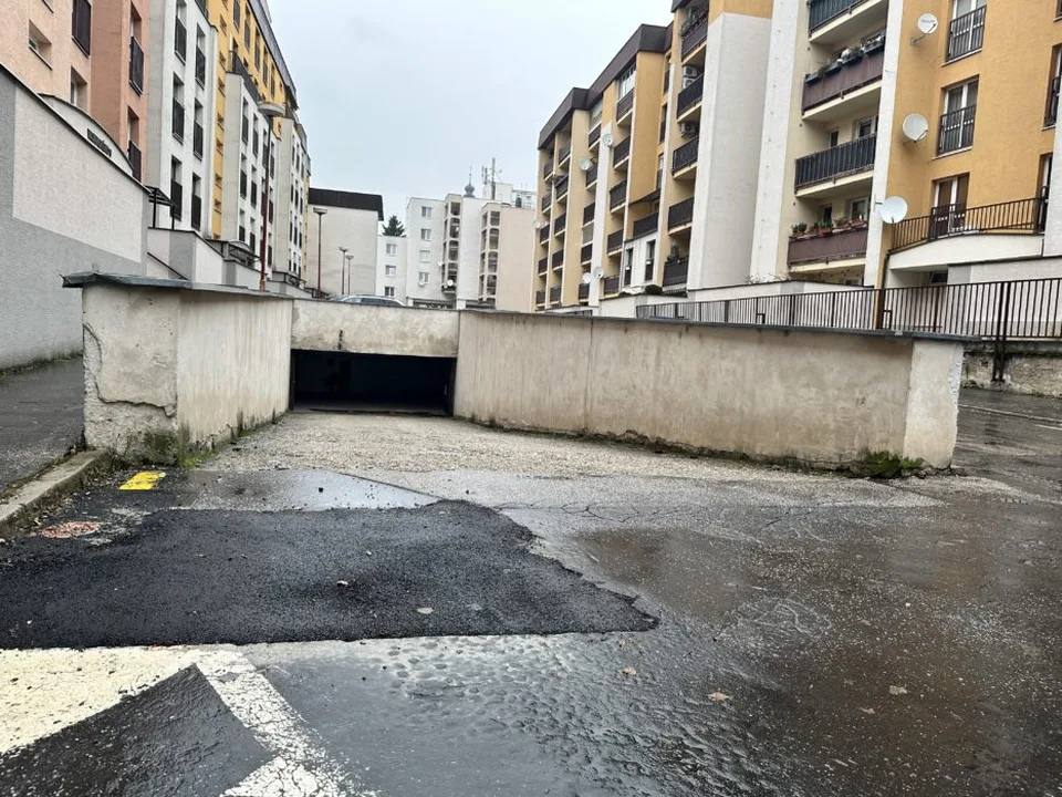 Read more about the article Dočkajú sa konečne obyvatelia Vajanského rekonštrukcie? 