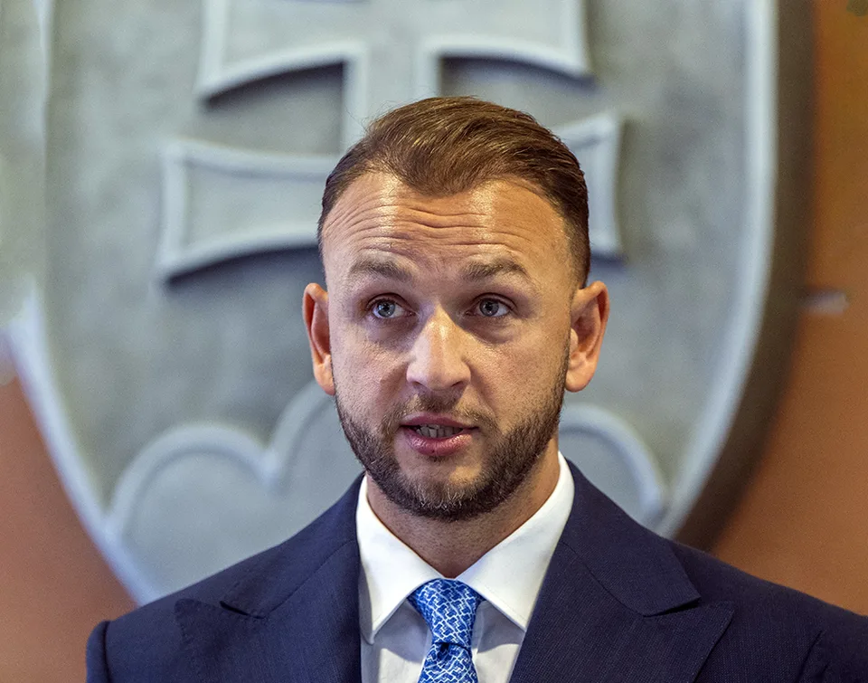 Read more about the article Po kyberútoku sa katastre vracajú do normálu: Dnes začínajú fungovať pracoviská v ďalších okresoch