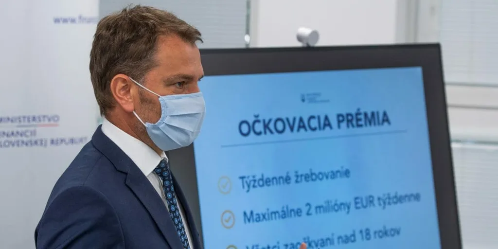 Podpredseda vlády a minister financií Igor Matovič (OĽaNO) počas tlačovej konferencie k podpore očkovania proti Covid-19 v Bratislave 30. júna 2021.