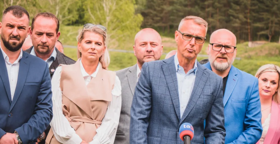 Read more about the article VIDEO HLAS-SD predstavil návrhy týkajúce sa ekonomiky: Chceme podporovať sociálne podniky!