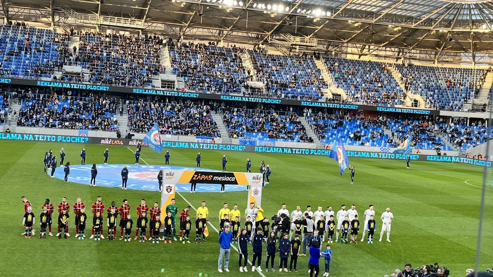 Read more about the article Spartak vynuloval v derby Slovan a získal tri body