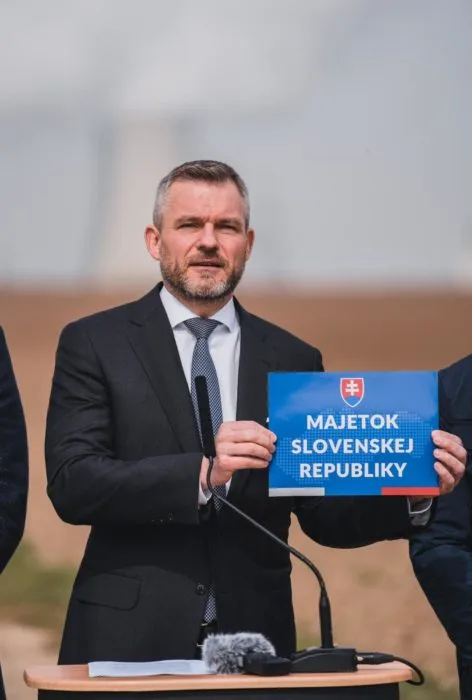 Peter Pellegrini použil ako kulisu pre tlačovku jadrovú elektráreň Jaslovské Bohunice. 