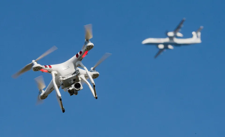 Read more about the article Reuters, tvrdí, že Nemecko financuje dodávku 50.000 dronov pre Ukrajinu, sú vybavené softvérom americkej spoločnosti Auterion
