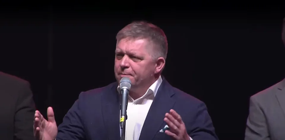 Read more about the article VIDEO Fico pred plnou sálou v Poprade: Nemôže mať s týmito ľudmi zľutovanie! 30. septembra ich musíme vymeniť