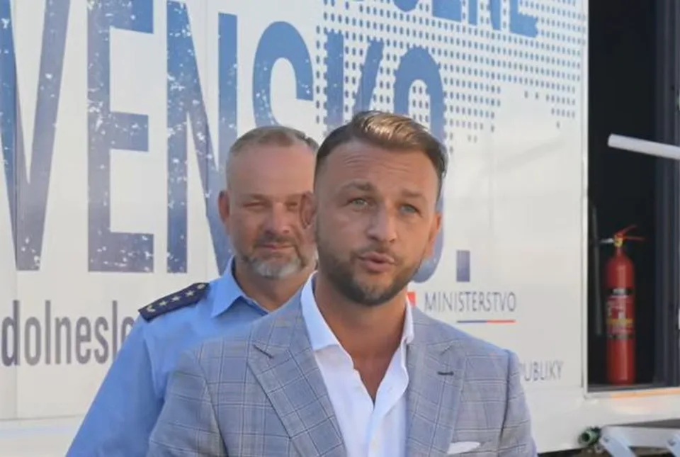 Read more about the article VIDEO Projekt proti drogám a kyberšikane oslovil tisíce mladých: Minister Šutaj Eštok hovorí o úspechu