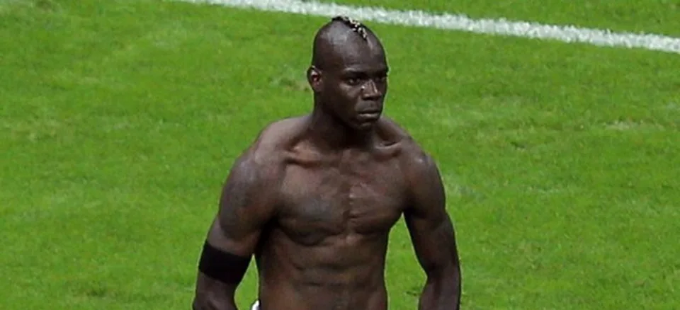 Read more about the article Mário Balotelli bez klubu, Mancini je sklamaný