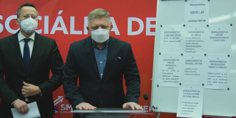 Read more about the article VIDEO Fico žiada odpovede na otázky: Čo sa s dovezenou vakcínou ide robiť?