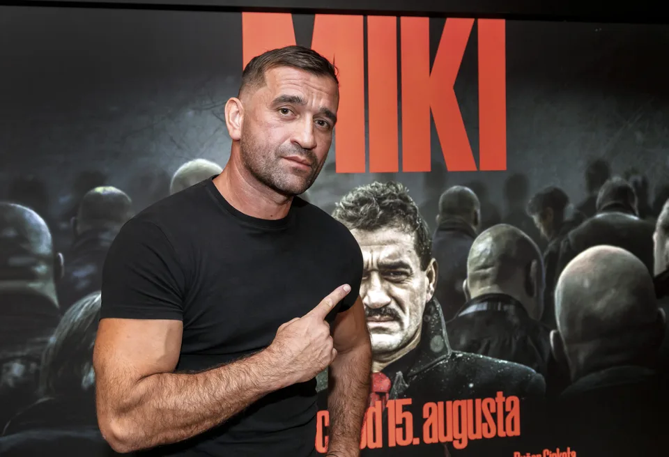 Read more about the article Herec Ondrík označil Slovákov za národ, ktorý dokáže vraždiť svojich susedov, deti aj rodičov