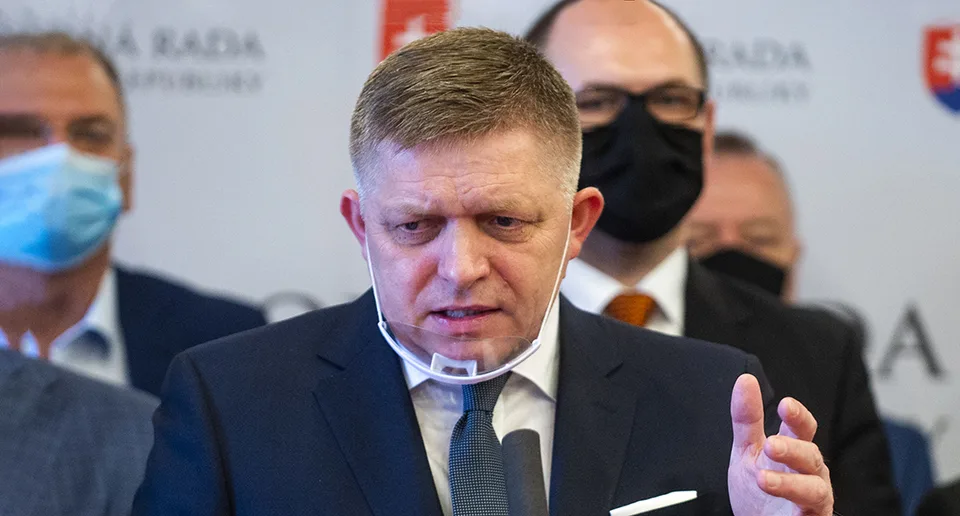 Read more about the article VIDEO Fico o uniknutých nahrávkach: Nahrávanie súkromných rozhovorov je neakceptovateľné!