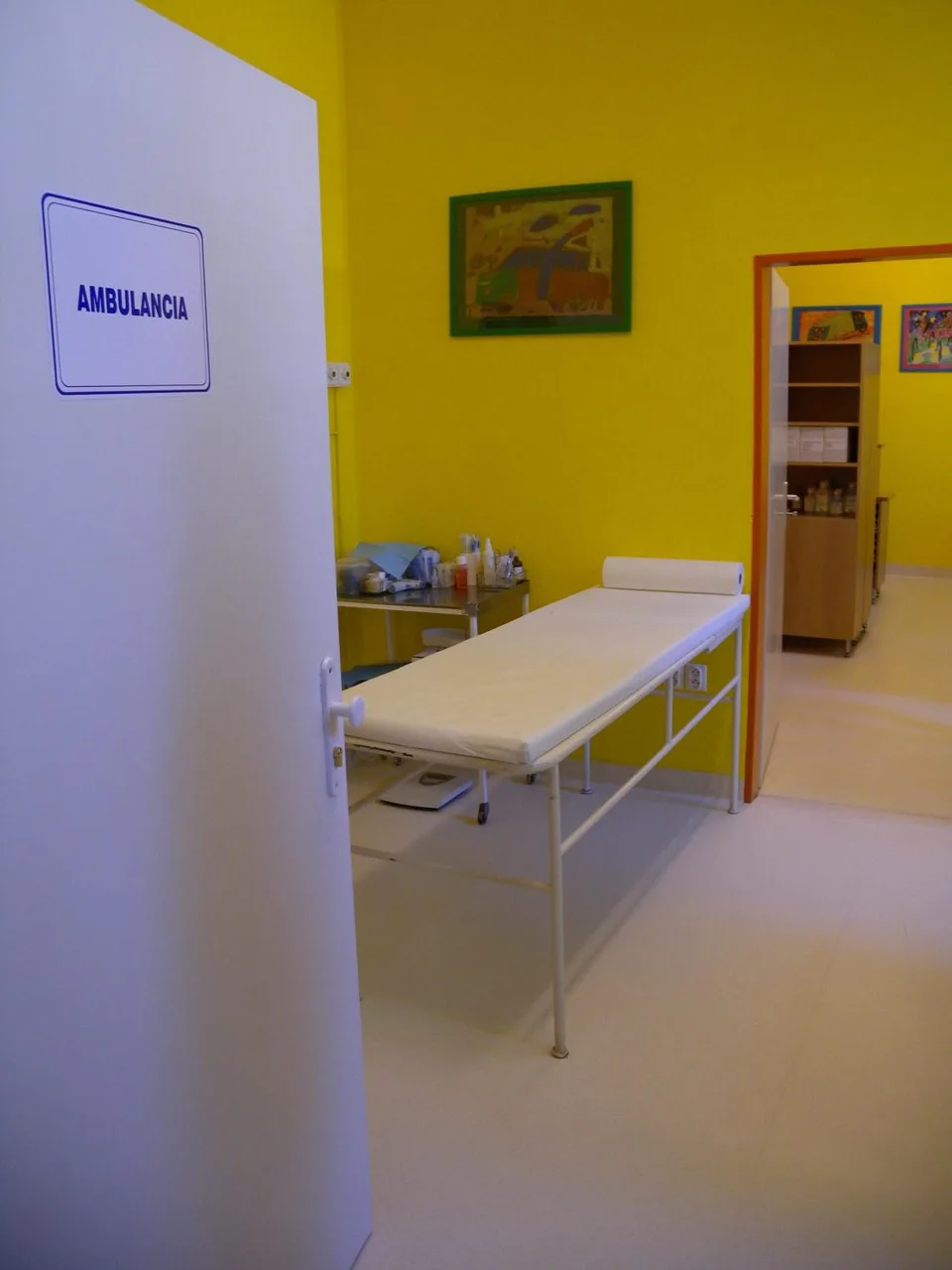 You are currently viewing Korona paralyzuje zdravotníkov. V Humennom už iba akútna starostlivosť
