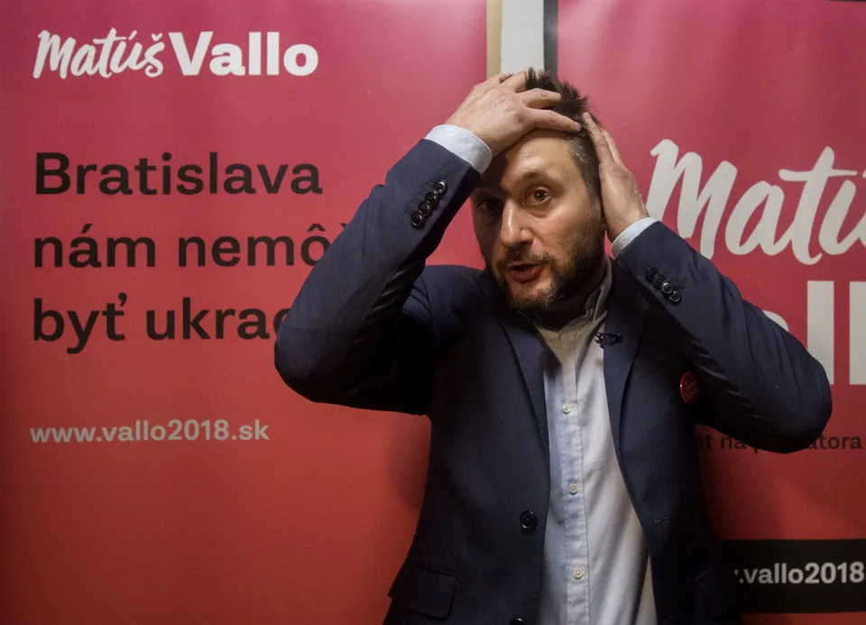 Read more about the article Kocúrkovo v Bratislave! Vallo zas upravoval nábrežie, ktoré kompletne pokazil