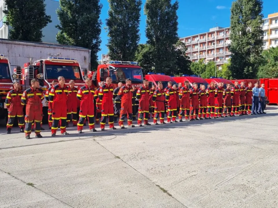 Read more about the article Slovenskí hasiči, ktorí pomáhali pri hasení požiarov v Grécku, sa vrátili na Slovensko