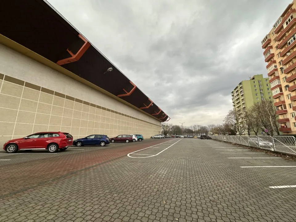 Read more about the article Trnavčania prichádzajú o bezplatné parkoviská, na ktoré boli roky zvyknutí