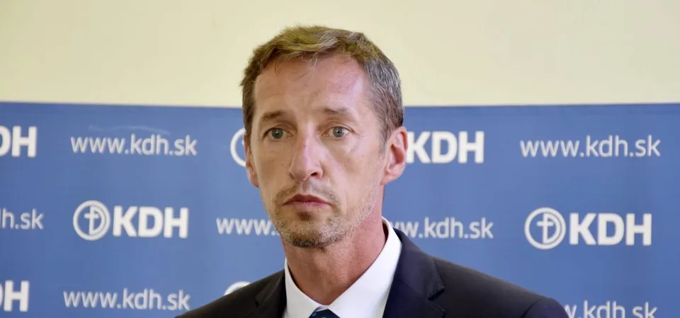 Read more about the article Podľa KDH je celoplošné testovanie snahou vyhnúť sa tragickým následkom na zdraví